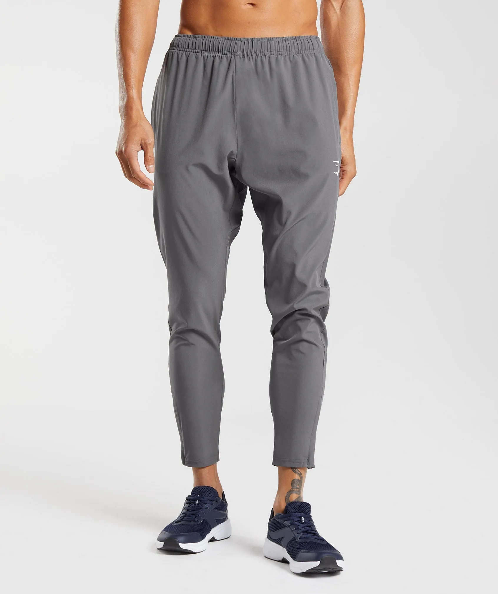 Gymshark Arrival Woven Joggers - Silhouette Grey