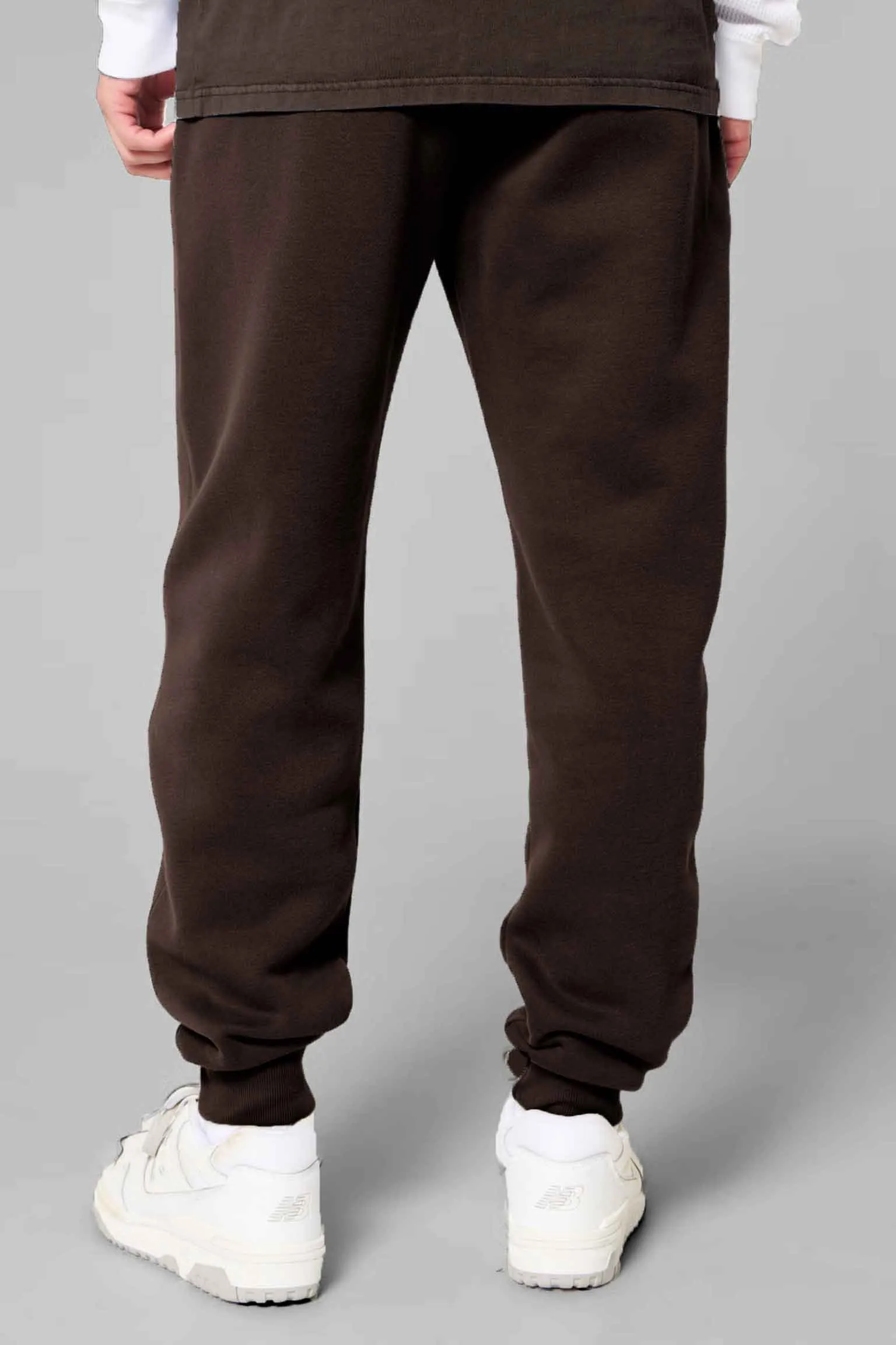 Premium Fleece joggers (Dark Brown)